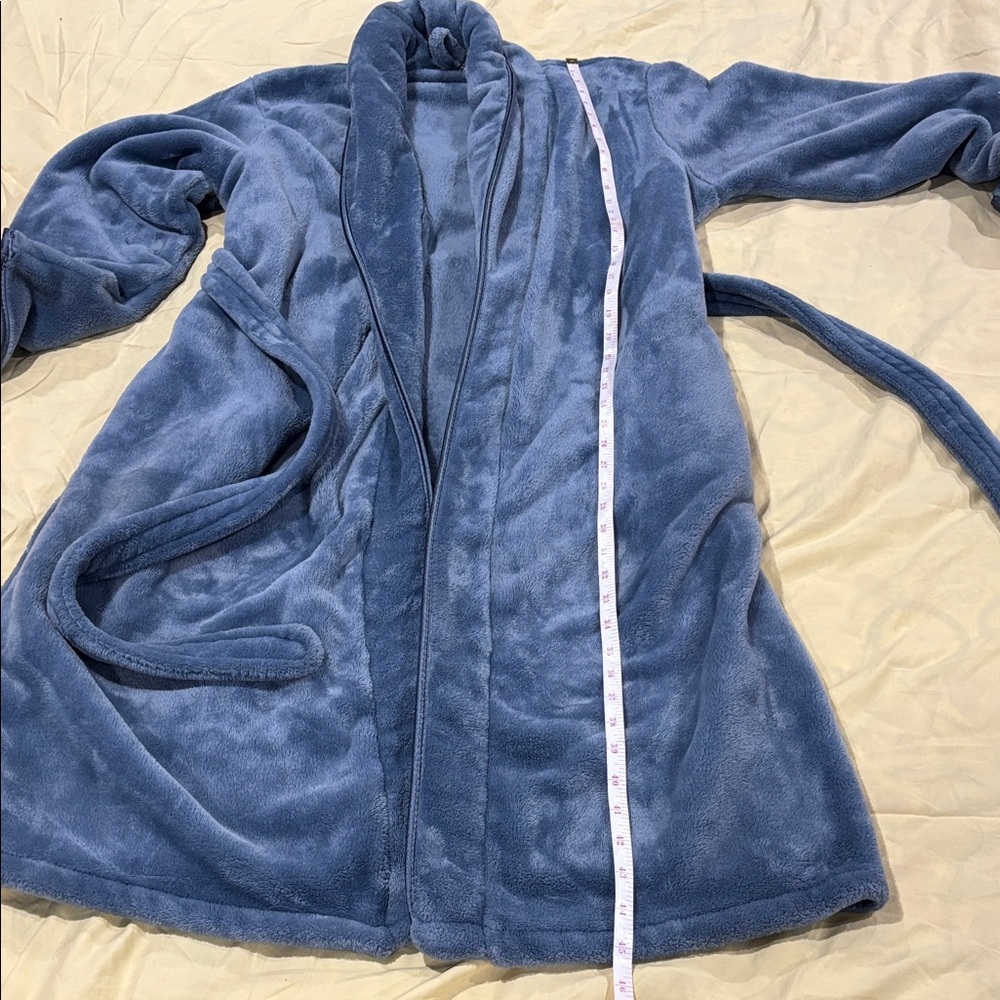 Brookstone Plush Blue Robe - Picture 3 of 7